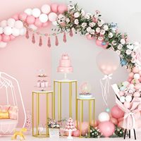 Support à gâteau de comptoir, base en métal, dessus en acrylique, design vintage simple et élégant, moderne, doré, pour gâteaux, desserts, mariage