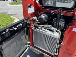 Cargador Compacto Manitou 1350RT 2023 Usado, Cargador Frontal/Mini Cargador con Bomba Hidráulica MOOG, Capacidad de 200 Toneladas, Probado e Inspeccionado - Product Image 5