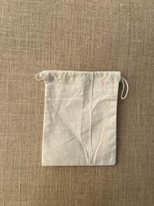 Pochette à cordon en coton biologique imprimé de logo personnalisé mini fourre-tout sacs à poussière pour cosmétiques bijoux 100% coton quantité minimale de commande 50 commande en gros - Product Image 3