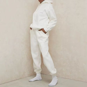 เสื้อฮู้ดครอปท็อปแฟชั่นผู้หญิงแบบสวมใส่สบาย ผลิตจากผ้าฟลีซ  รุ่นใหม่ล่าสุด  รับสกรีนโลโก้  รักษ์โลก เหมาะสำหรับฤดูหนาว - Product Image 3