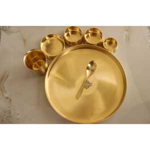 Juego de Cena de 7 Piezas de Latón Puro, Acabado Mate, Diseño Chino Clásico y Tradicional para Hoteles y Uso Doméstico, Incluye Thali - Product Image 2