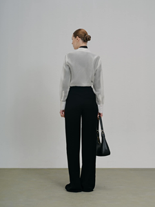 Queen's Elegant High Fashion Pantalones de pierna recta de seda para mujer Estilo minimalista Transpirable Frente plano ODM Colección de verano XS - Product Image 5