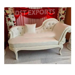 Canapé de mariage blanc élégant pour la scène de réception Dernier canapé de mariage en or blanc Canapé de mariage au look élégant pour la réception - Product Image 1