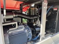 Compresseur d'air diesel portable personnalisable avec remorque à 2 roues et barre de remorquage, compresseur à vis mobile pour l'exploitation minière et la construction