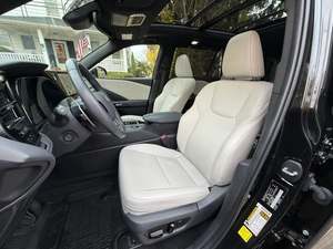 Lexus SC Premium AWD 2024, Impecable, Volante a la Izquierda, Emisión Euro IV, 50001-75000 Millas, 200-250 CV, 6 Plazas, Origen Estadounidense - Product Image 3