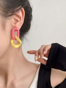 Pendientes de Resina de Alta Calidad para Niñas, Diseño Redondo Estilo Ángel, Accesorios Duraderos, Artesanía en Resina - Product Image 4