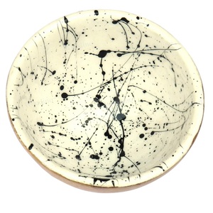 Cuenco de madera para servir ensalada o frutas de forma y tamaño personalizados, cuenco de madera decorativo hecho a mano de aspecto real para la venta - Product Image 1