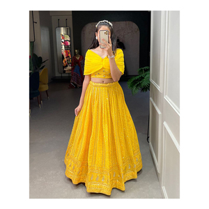 Fournisseur réputé vendant largement la Georgette élégante Lehenga Choli de conception moderne avec le travail de séquence et de broderie - Product Image 1