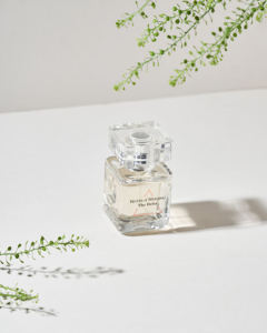 Long Lasting Floral Female Vietnam Eau De Parfum Lovely Perfume NOTES OF MEKONG The Delta 30ml Spray Premium Product - Product Image 1