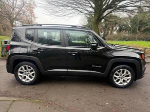 JEEP RENEGADE 2015 USADO CON VOLANTE A LA IZQUIERDA/DERECHA - Product Image 2