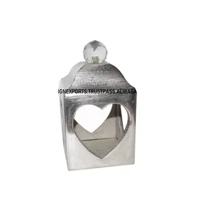 Linterna de METAL con forma de corazón, decoración festiva y decoración del hogar