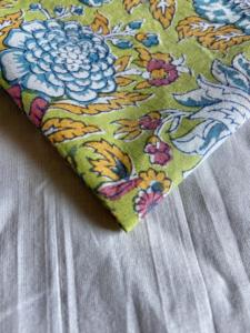 ผ้าฝ้ายพิมพ์ลายดอกไม้สีเขียวด้วยมือ ลายพฤกษศาสตร์สไตล์วินเทจยุโรป - Product Image 3