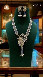 Tendance traditionnelle indienne Moti perle longue Mala Kundan cloutée perle goutte longue Rani Haar avec ensemble de boucles d'oreilles pour femme et fille - Product Image 3