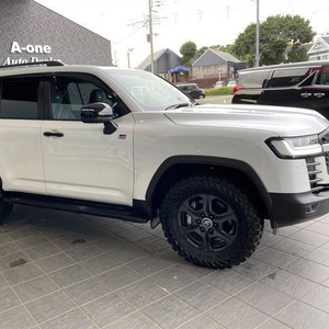 2022สำหรับ Land Cruiser RHD พร้อมไดรฟ์ AWD ใช้เบาะหนังตัวเลือกที่ยอดเยี่ยม! สีเข้มภายใน - Product Image 1