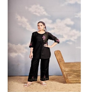 Élégant à la mode lourd rayonne Co-Ord ensemble pour les femmes Multi fil à broder travail Style traditionnel décontracté fête ethnique porter indien - Product Image 5