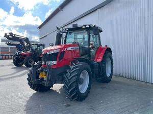 Tracteur à roues Massey Ferguson 6615 Dyna 6 de 140 CV, le plus vendu, avec moteur et boîte de vitesses performants - Product Image 2