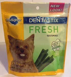 Commandez des friandises dentaires Pedi gree Dentastix pour chiens de grande taille, saveur fraîche, 52 oz. Prix de gros pour la vente en lot - Product Image 4