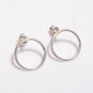 Pendientes clásicos de Plata de Ley 925 de alta calidad, regalo perfecto para amantes de la joyería de moda, venta al por mayor, joyería de plata pura para - Product Image 1