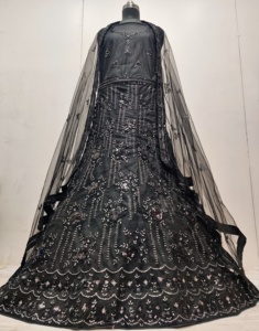 Filet Jarkan brodé lourd Lehenga Choli avec 3m Flair 2.5m Dupatta 1.2m Blouse de travail Butti Bordure pour les fêtes d'hiver d'été - Product Image 4