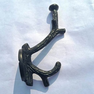 ตะขอแขวนเสื้อโค้ทสำหรับร้านค้าร่วมสมัยดีไซน์แบบต่อต้านการมัดติดผนังสไตล์อาร์ตเดคโคเหล็กหล่อโบราณผิวเรียบแบบใหม่ - Product Image 4