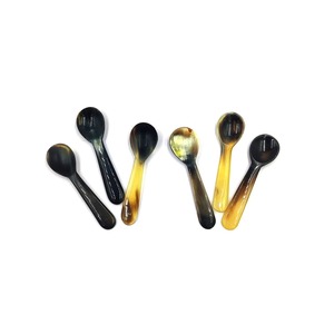 Cuchara de Sopa Artesanal de Cuerno de Búfalo, Diseño Rústico Pulido a Mano - Product Image 3