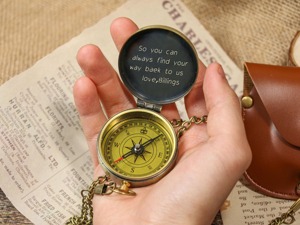 Brújula de latón para exteriores, reloj de sol, brújula de navegación, diseño ajustable resistente al agua, ideal para aventuras, senderismo, viajes y geología - Product Image 6