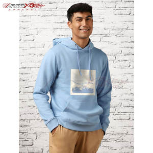 Sudadera con capucha Basics Streetwear para hombre con estampado llamativo y diseño de Jersey urbano Sudadera con capucha básica con estampado único para hombre - Product Image 4