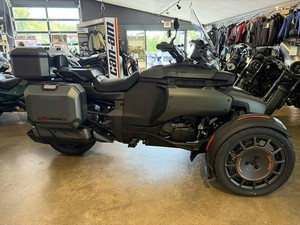 Venta Especial: Motocicleta de Turismo de 3 Ruedas Can-AmS Canyon Redrock 1330 ACE 2026, UTV Recreativo Utilitario con Motor Rotax, CVT y EPS - Product Image 4
