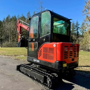 LIVRAISON GRATUITE AGT QNT50R MINI EXCAVATRICE HYDRAULIQUE 28HP LAME AVANT 51 POUCES BAC À TERRE 18 POUCES AVEC DENTS HYDRAULIQUE AUXILIARE EPA CE - Product Image 1