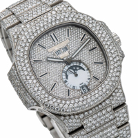 Montre élégante en quartz et moissanite faite à la main avec cadran en cristal de saphir, style luxueux pour cadeau et mariage, export en gros