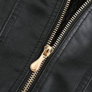 Veste vintage unisexe en cuir PU imprimée de mouton à capuche détachable grande taille décontractée d'hiver vêtements d'extérieur d'automne imperméable et respirant - Product Image 5