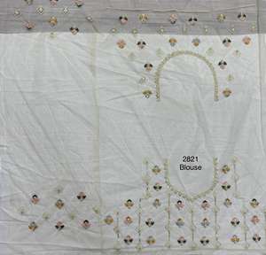 Lehenga Choli de style classique avec broderie multi-fils motif paon, bordure, longueur au sol, silhouette trapèze, style cathédrale/royal - Product Image 3