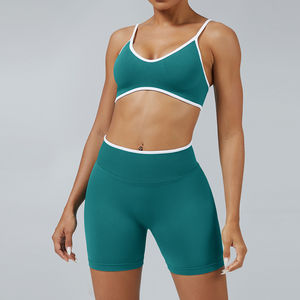 Nuevos conjuntos de entrenamiento de gimnasio de desgaste activo personalizados de moda para mujeres Ropa deportiva de yoga sin costuras de 4 piezas con patrón a cuadros - Product Image 3