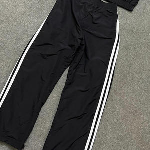 ชุดวอร์มผ้าไนลอนสำหรับผู้ชายชุดวอร์มทรงหลวมพิมพ์ลายสกรีนสินค้า2025 - Product Image 6