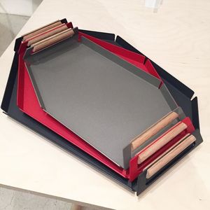 Bandeja de servicio de diseño premium Accesorios de cocina de metal redondo Varios tamaños Precio al por mayor Fabricación de bandeja de metal - Product Image 2