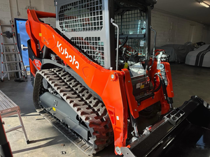 Chargeuse compacte SVL75-3 Kubota Moteur diesel Machines de construction de chenilles efficaces avec seau de pompe à boîte de vitesses Huade 1 an - Product Image 5