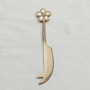 ชุดที่หั่นชีสชุบเงินสเตนเลสสตีลและชุดกระจายทำจากสเตนเลสสตีลดีไซน์สีขาวที่น่าตื่นตาตื่นใจสำหรับอาหารเย็น - Product Image 1