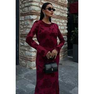 Vestido de terciopelo estampado sin espalda 2825, silueta ajustada con cintura natural y forro - Product Image 4