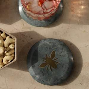 Sous-verres en pierre grise de meilleure qualité Tapis de table de style classique pour le thé, la maison et la cuisine Décoration de la maison Vente en gros - Product Image 3