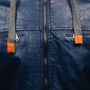 Chaqueta de vuelo de cuero para hombre de alta calidad con diseño clásico y características de Aviador auténticas: duradera y elegante - Product Image 6