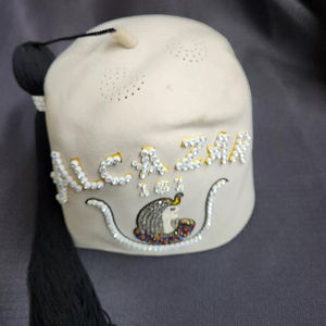 หมวกเฟซสีขาวสำหรับผู้หญิง ประดับเพชรเม็ดเดี่ยว ปี 2026 หมวกฟรีเมสัน คุณภาพสูง ผลิตตามสั่ง ขายดี ราคาพิเศษ - Product Image 2