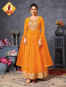 Georgette de créateur avec imprimé Bandhani et broderie de paillettes et Dupatta Achats en ligne au prix de gros - Product Image 6