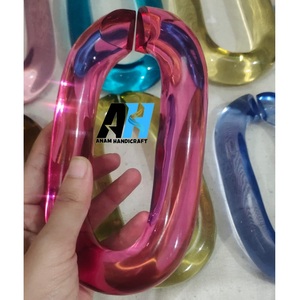 Accents muraux de chaîne en acrylique moderne faits à la main Article décoratif pour la maison lié personnalisé Adorable mat en résine suspendue pour Diwali entier - Product Image 1