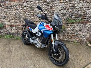 Motocicleta Duecento Tributos de Alta Calidad - Product Image 6