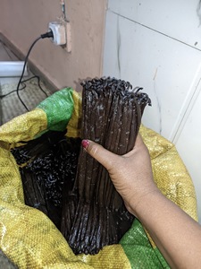 Gousse de vanille noire TK séchée au soleil de qualité supérieure française, préparation traditionnelle, 100% naturelle, provenant de Madagascar, fèves de vanille SAVA - Product Image 6