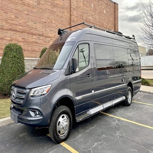 สภาพดีเยี่ยม ปี 2022 เมอร์เซเดส-เบนซ์ สปรินเตอร์ 3500 พร้อมส่ง - Product Image 1