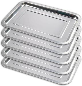 Plateau rond exquis en aluminium avec technique d'émail de couleur pour les intérieurs de maison salons salles à manger ou utilisation festive - Product Image 1