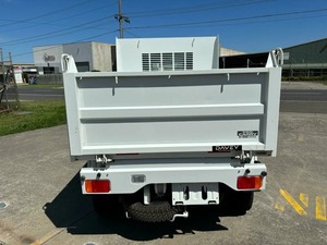 Suzuki Carry Dump 4WD Mini Camioneta Agrícola 2019-2022 en perfecto estado - Product Image 2