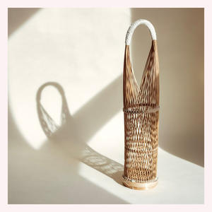 Porte-parapluie moderne en rotin 2025 organique | Structure d'herbe de mer tissée à la main avec un thème animal amusant | Décor fonctionnel - Product Image 3