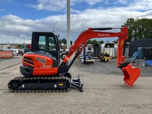 Livraison gratuite  KX155-5 5.2Ton Midi Excavator V2403 4-Cylindres Diesel |   40 CV |   Profondeur de creusement de 3,56 m |   Portée de 5,995 m |   100 L de carburant - Product Image 1